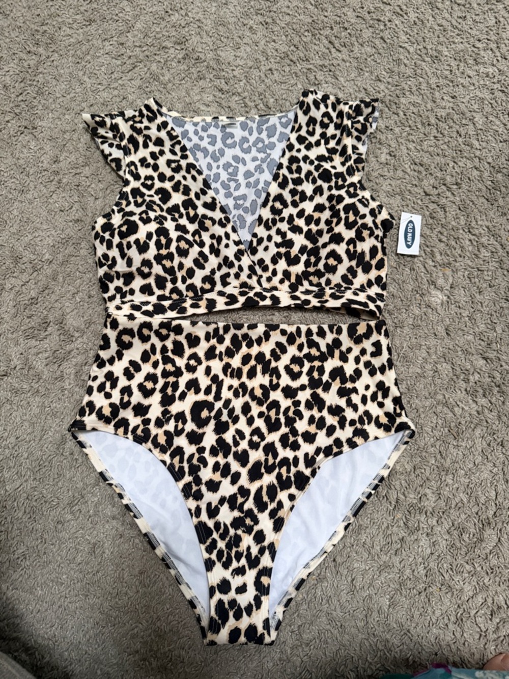Old Navy Leopard-Print V-Neck Two-Piece Swimsuit in Beige and Black